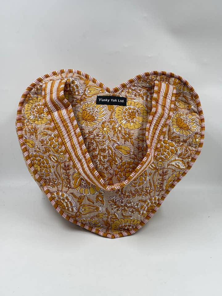 Sac Bohème Cœur Matelassé Kantha 100% Coton pour la vente par Funky Yak Ltd