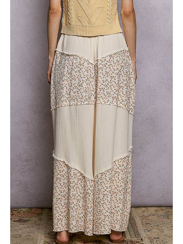 Pol Clothing - Wholesale Pants - Women's - Contrast Floral Double Gauze Woven Print Pants9