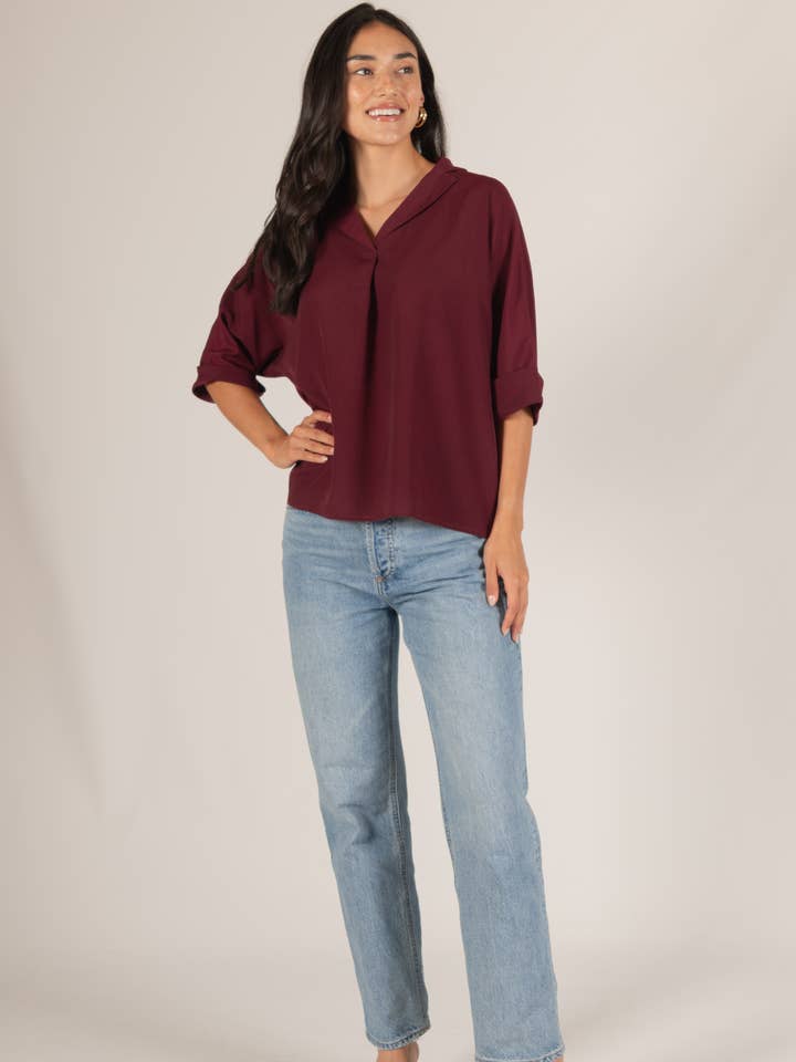 Top à col et manches courtes pour la vente par Before You Collection