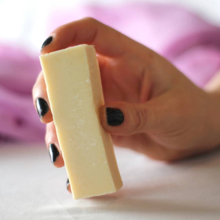 rewild - Wholesale Stain Remover - Stain Remover Stick (natural, non-toxic, zero waste)1