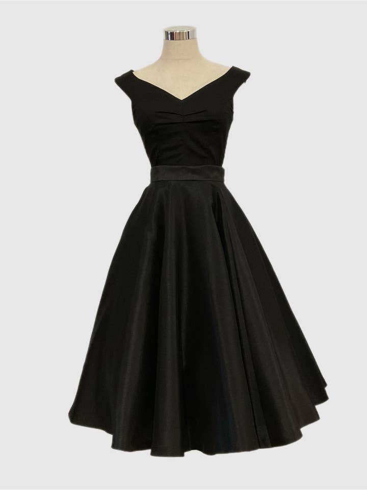 Retrospec'd Clothing - Vendita all'ingrosso Gonna - Donna - Gonna Grace Kelly Gonna nera in shantung vintage anni '50