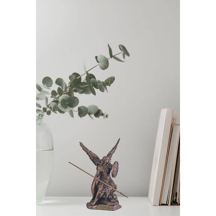 Goldscheider of Vienna - Vente Figurine décorative - Statue de l'archange Raphaël en bronze coulé à froid 4"1