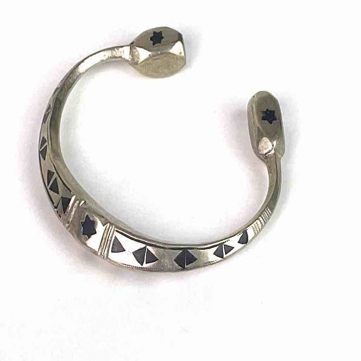 Skinny Fish Cuff Bracelet / Antique Brass / Womens