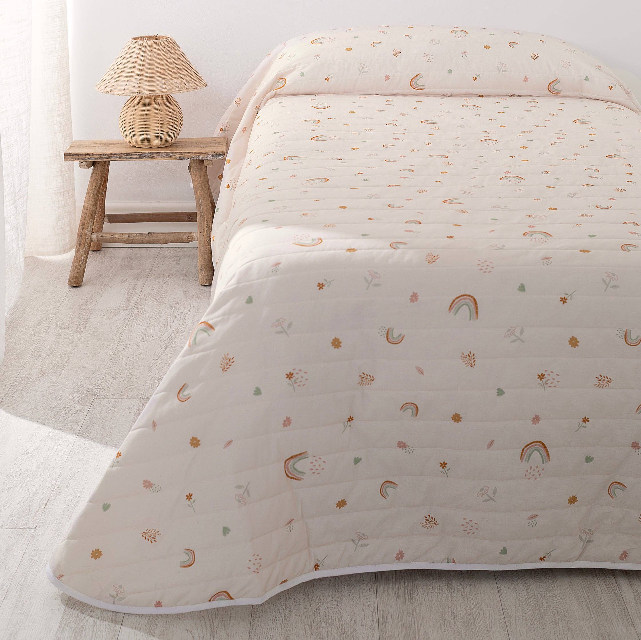 Happyfriday - Wholesale Quilt - Iris Bedspread0