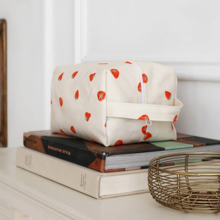 Freon Collective - Wholesale Make-up/cosmetic bag - Makeup Bag - Strawberry3