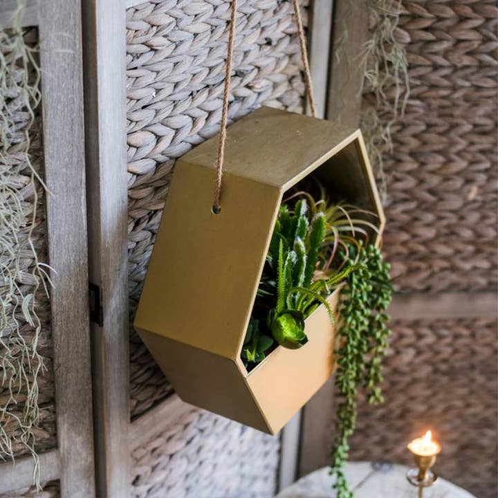 Rustic Reach - Wholesale Hanging Planter - Gold Metal Planter Hexagon Hanging Planter5
