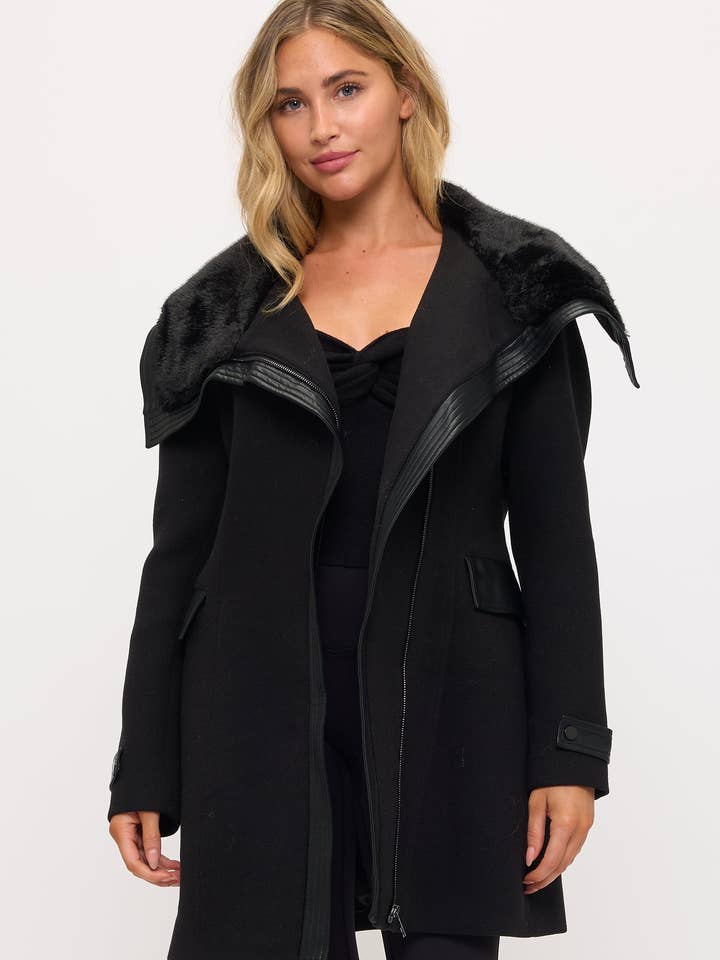 CLAWJ0078: Vogue Elite Vegansk Ullkappa för wholesale av Coalition Apparel Inc