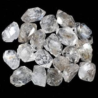 Quartz Diamant Herkimer - Le Chercheur de Lumière pour la vente par The Hare And The Moon