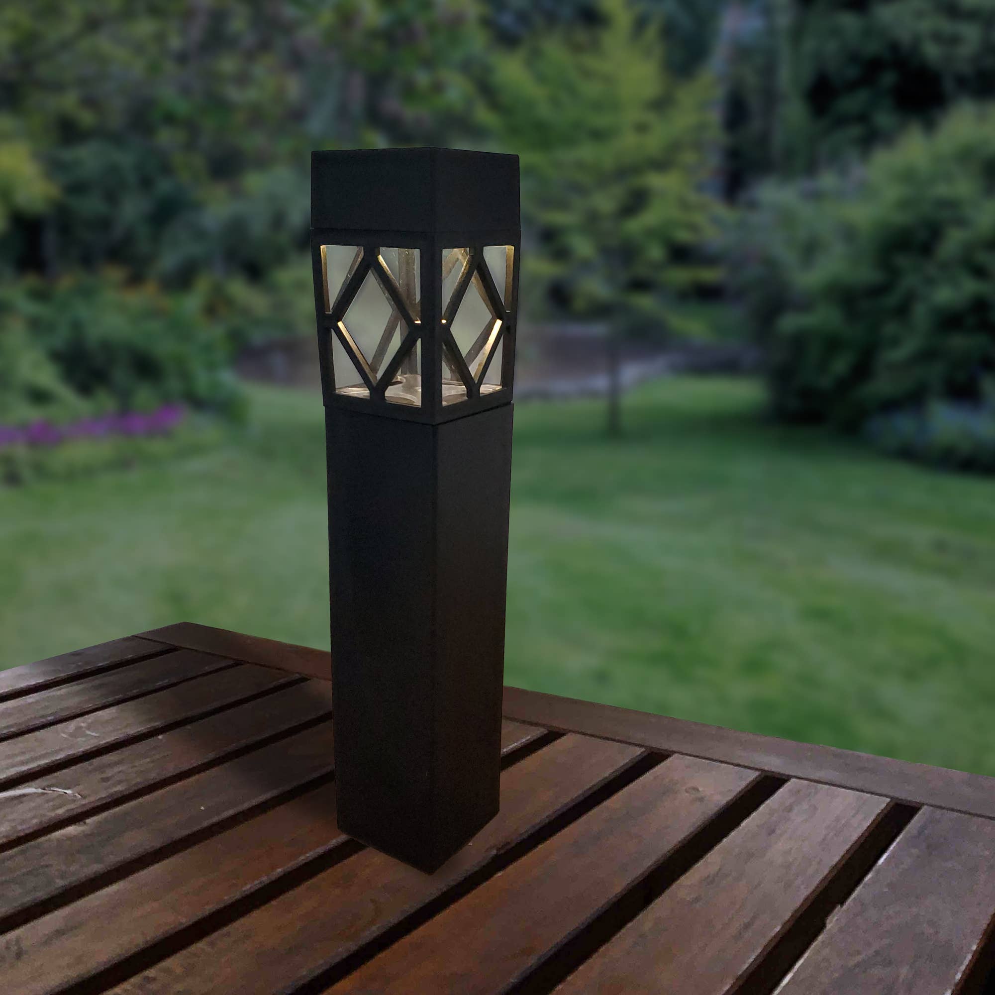 LumaBase - Wholesale Outdoor/Lawn Light - Solar Powered Garden Lights, Black - Set of 42