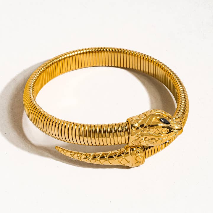 Gelbgold Paix Armreif mit Schlangenmotiv, 18K vergoldet, anlaufsicher für den Großhandel auf Faire1