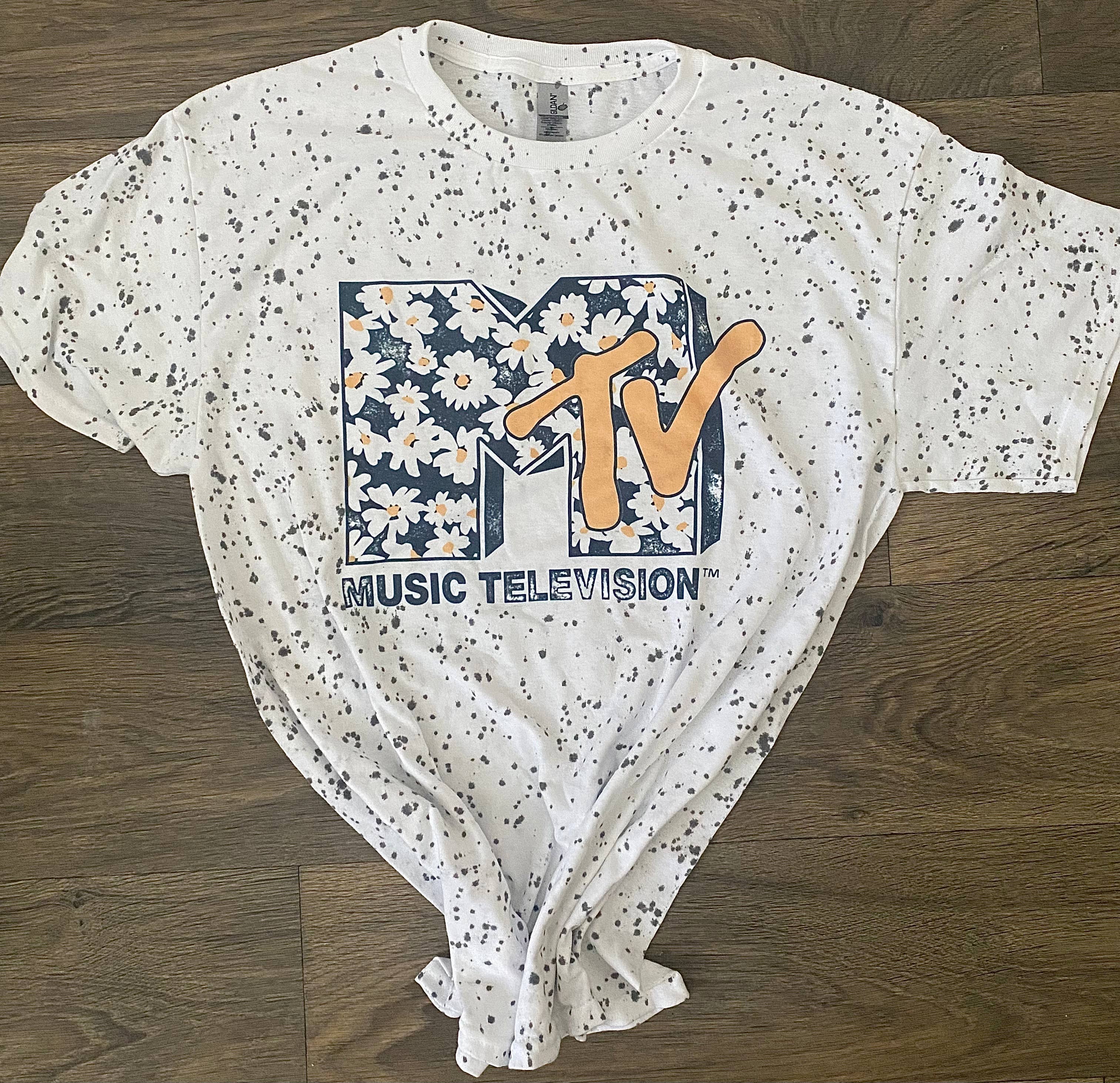 veryHOU - Wholesale Screen Printed T-Shirt - Women's - Daisy MTV1