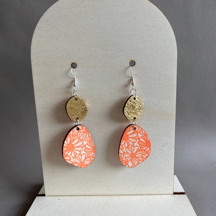 Beth Lewis Art – wholesale Dangle earrings – New Colourful Wooden Earrings28