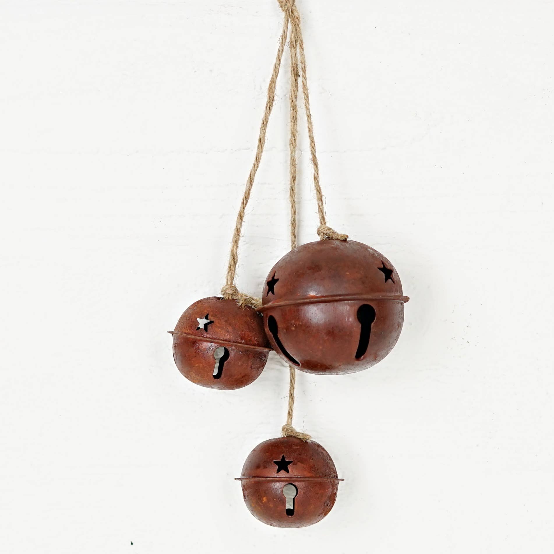 Impressive Enterprises, Inc. - Wholesale Bell - ISB61944- Jingle String Bells-Rusty-(bell size 3.25" & 2.5")0