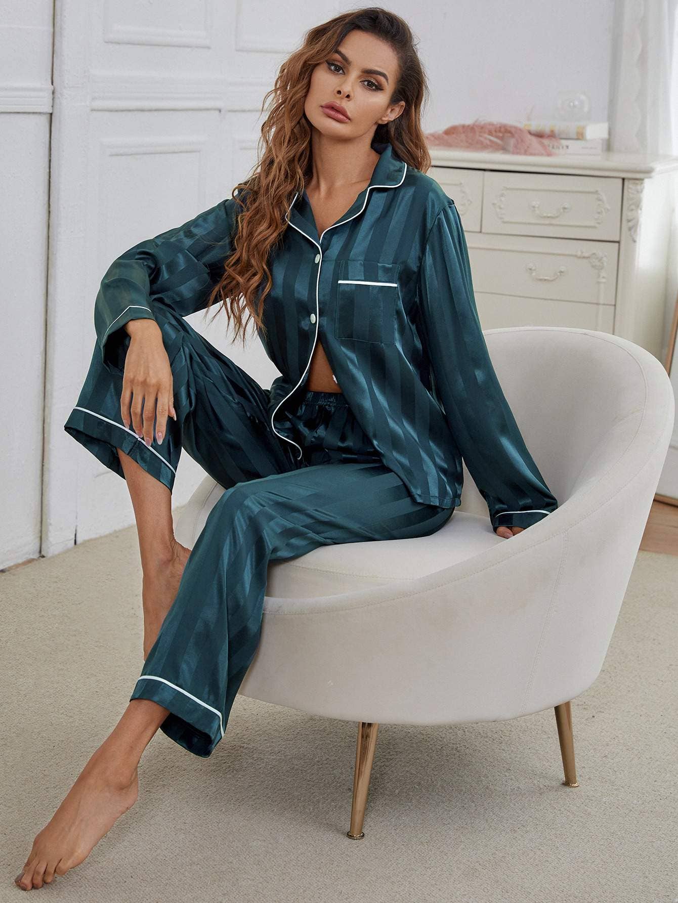 Fashion Combination – wholesale Sleepwear set – Women's – Luxury Satin Striped Pajama Set – Elegant Two-Piece Loungewe1