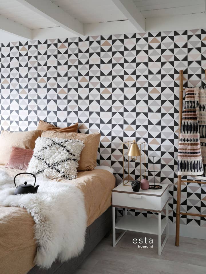 Wallpaper Graphic Triangles for wholesale by The Design Department b.v.