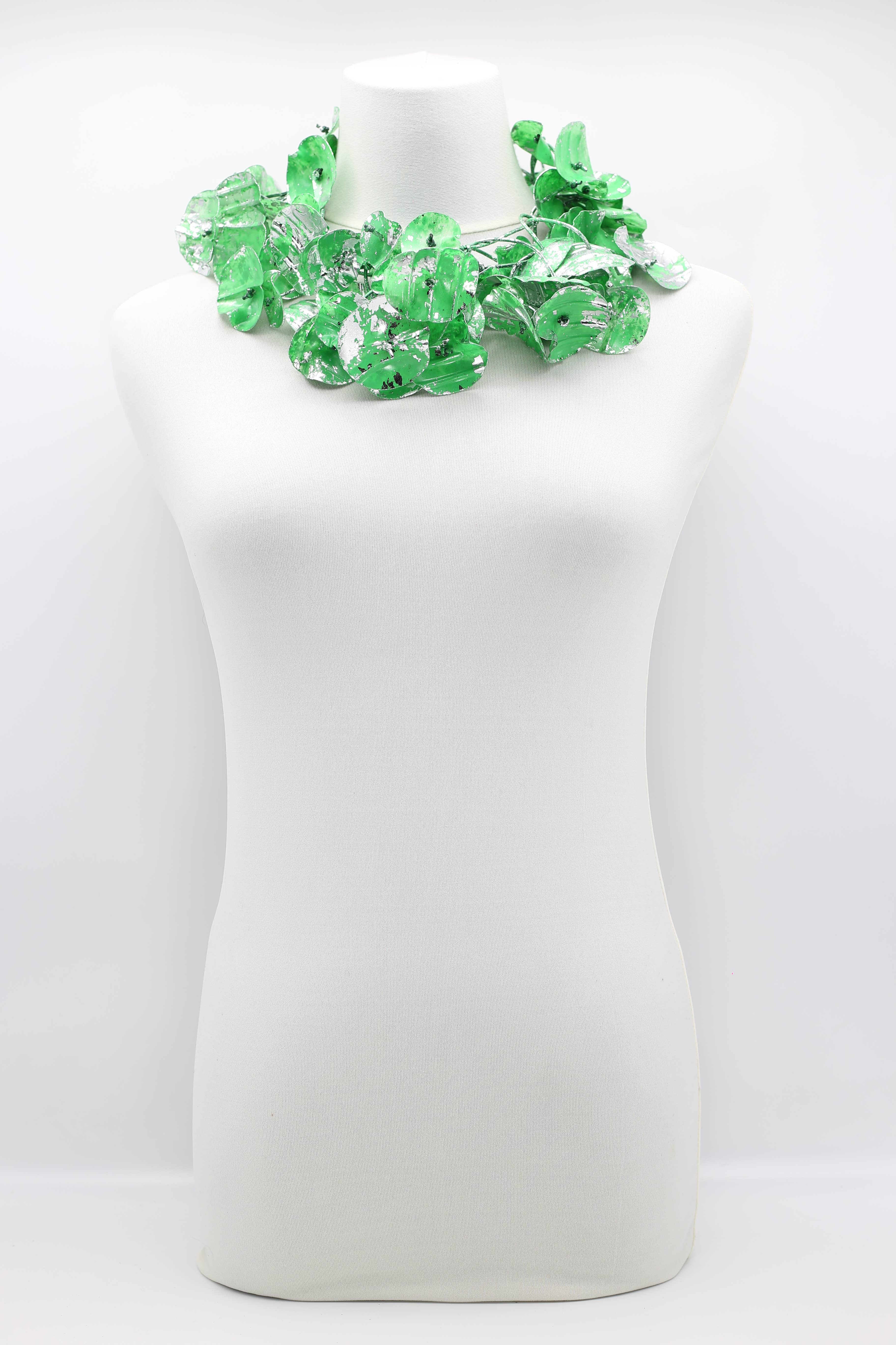 Jianhui London - Vendita all'ingrosso Collane a bavaglio - Collana grande doppia ninfea - Dorata a mano5