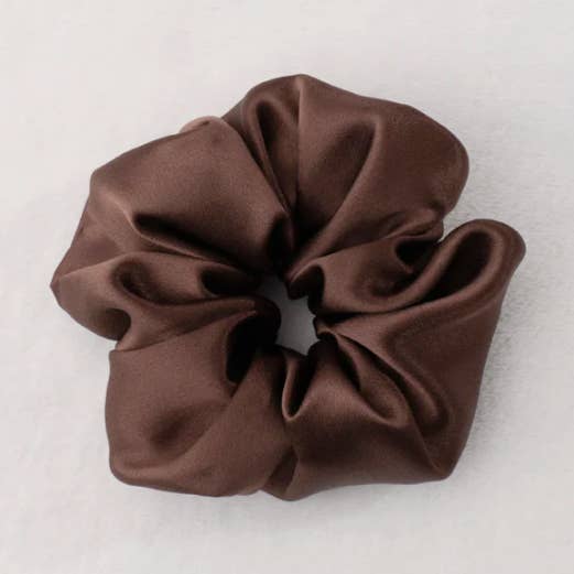 Elastico per capelli in raso - Colore cioccolato marrone scuro per la vendita all'ingrosso da parte di The Sun & My Soul Bath Bomb Soak Wellness Gifts