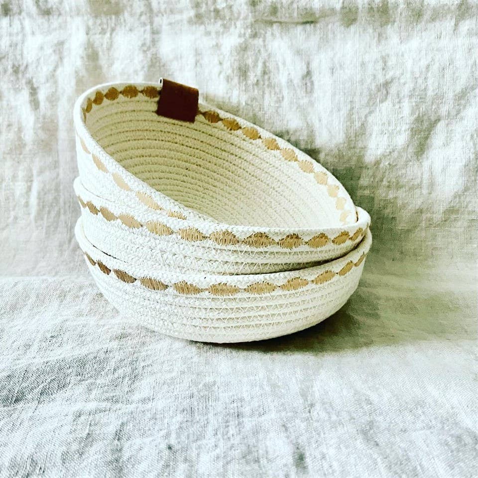 Artwork by Sandra Naufal - Wholesale Decorative Plate/Dish/Bowl - Warm White Trinket Rope Bowl with Decorative Stitching