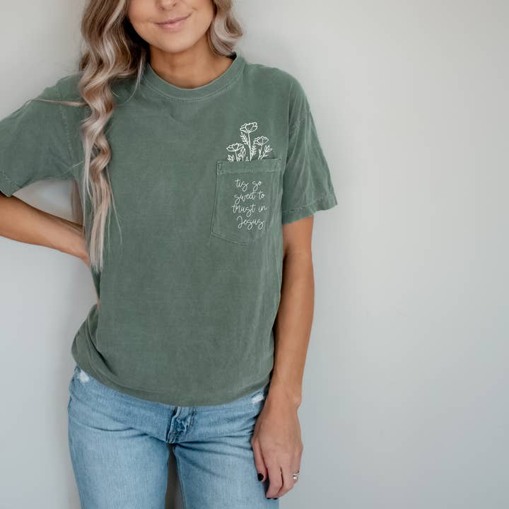 Faith & Life Christian Brands – wholesale Screen printed t-shirt – Women′s – Tis So Sweet to Trust in Jesus Pocket T Shirt1