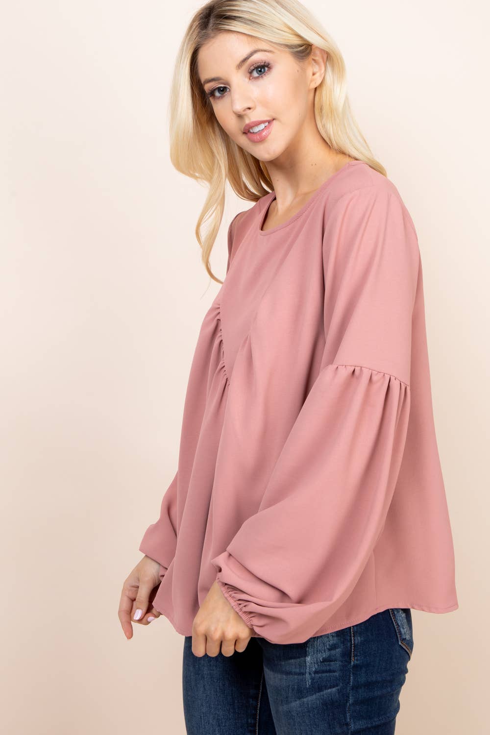 Saints & Hearts - Wholesale Blouse - Dames - ST3170A PAARSE GEWEVEN TOP MET V-DETAIL2