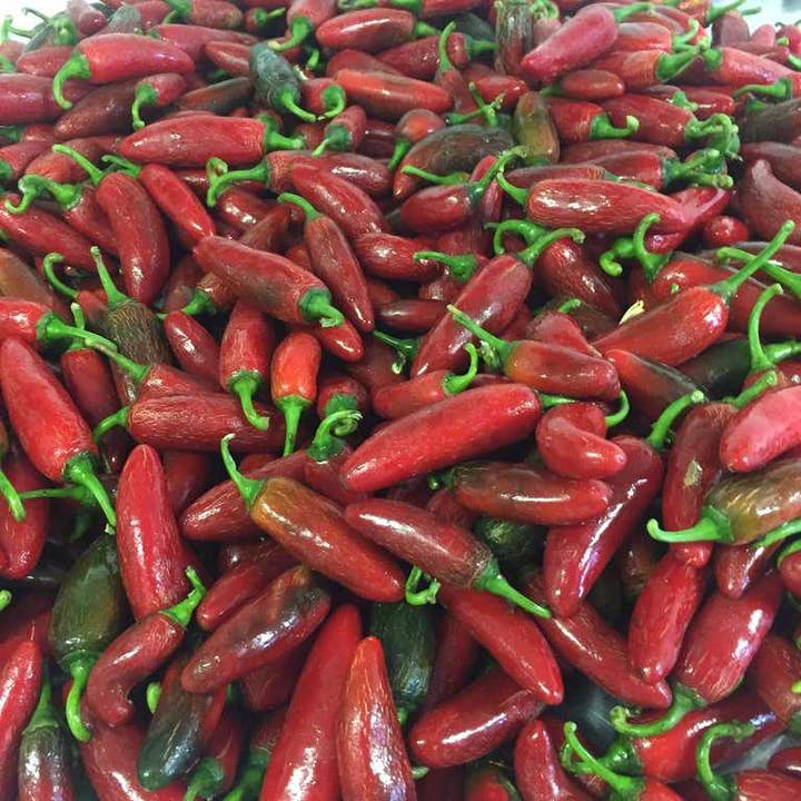 Kauai Juice Co. - Wholesale Hot Sauce - 5 oz. Sriracha2