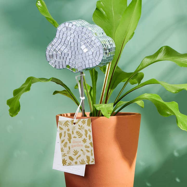 Paloverde Botanicals - Vendita all'ingrosso Paletti da giardino/prato - Disco Cloud - Picchetto decorativo a forma di nuvola con palla da discoteca1