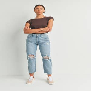 Light Wash Raw Hem Straight Jeans - FINAL SALE – MADISON GRACE