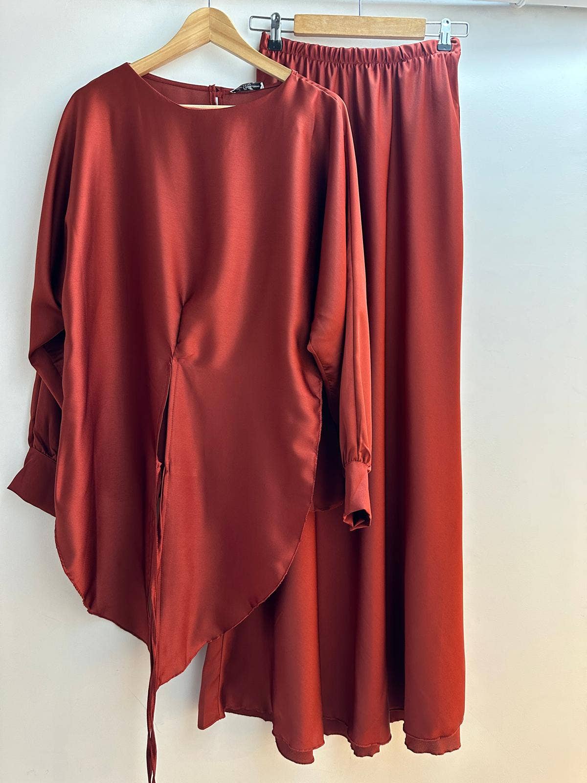 LORIANE - Wholesale Top & Skirt Set - Women's - 10522 one size long top + skirt set10