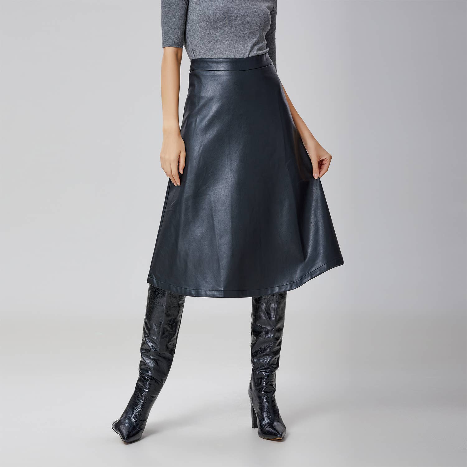 Smart and Joy – wholesale Skirt – Women’s – Faux leather A-line skirt8