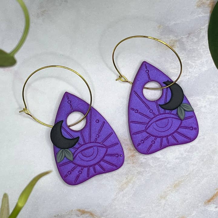 Planchette Clay oorbellen, hypoallergeen voor wholesale door The Clay Arches