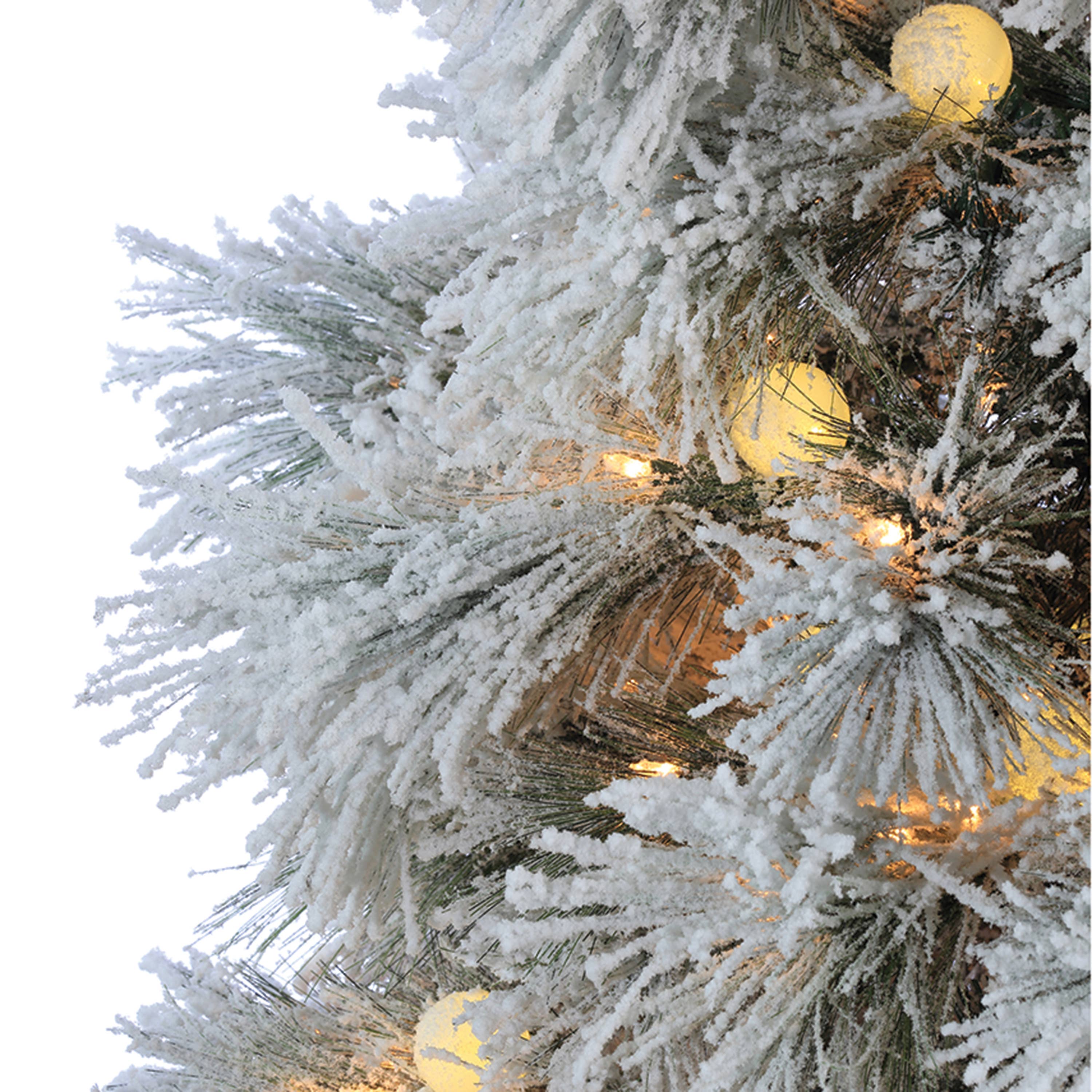 The Gerson Companies - Wholesale Artificial Christmas Tree - Gerson Our stunning 7.5 Foot Flocked Northern Pine is the pe3