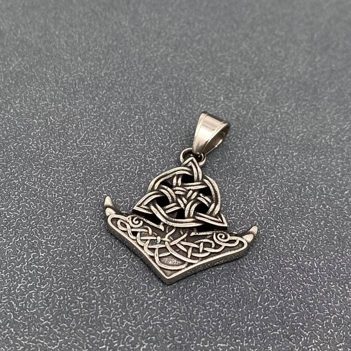 Mio Queena – Engroshandel Halskæde med vedhæng – Viking Trinity Celtic Knot S.Steel Arrow vedhæng - MJ/MNP2