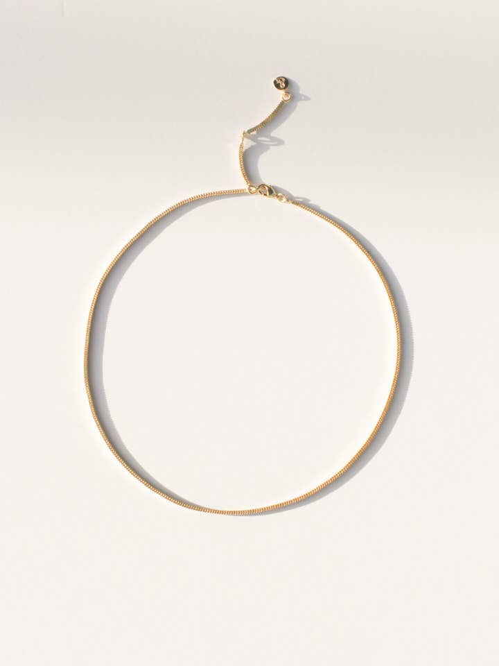 Rover & Kin - Wholesale Link & Chain Necklace - Skinny Snake Chain0