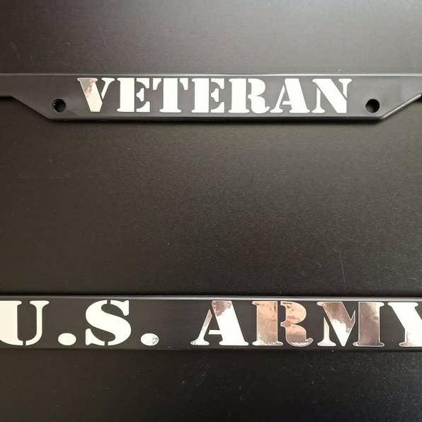 MonkeyFeetGraphics – wholesale Car Decorative Charm - Unisex – Set of 2 - U.S. Army Veteran Car License Plate Frames Black Plastic or Aluminum Truck Vehicle Van Décor Car Accessories New Car Gifts Sports Car Parts