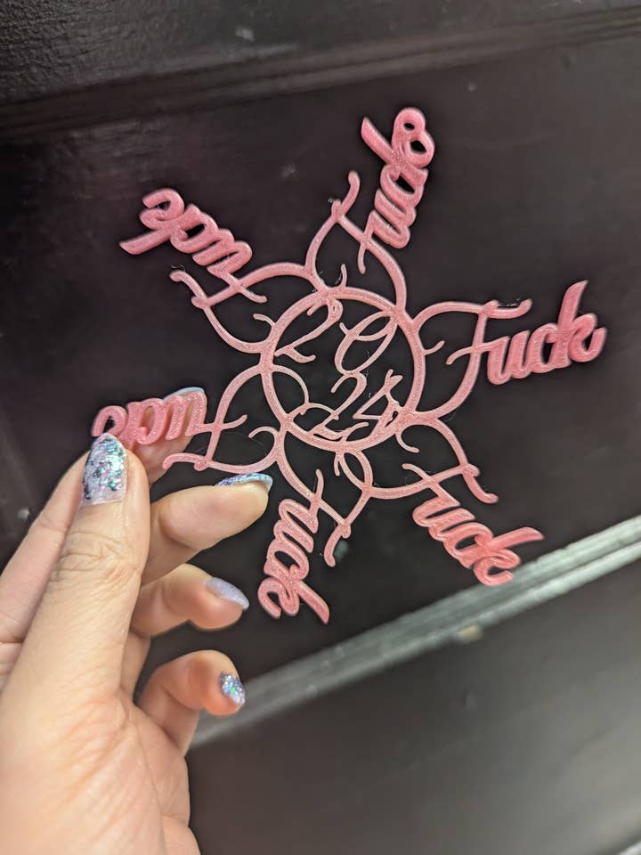 2024 F*ckflake Kerstornament voor wholesale door Sapphic Space