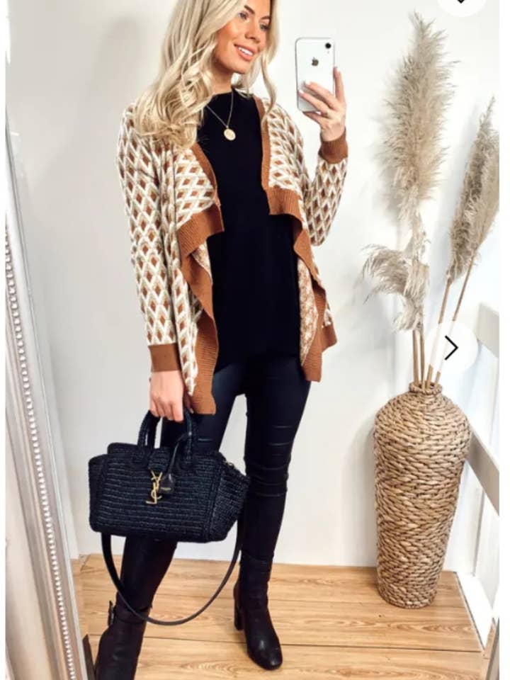 Tejido de mezcla de lana con ribetes dorados metalizados y estampado de rayas y diamantes para venta al por mayor de CY FASHION. LONDON