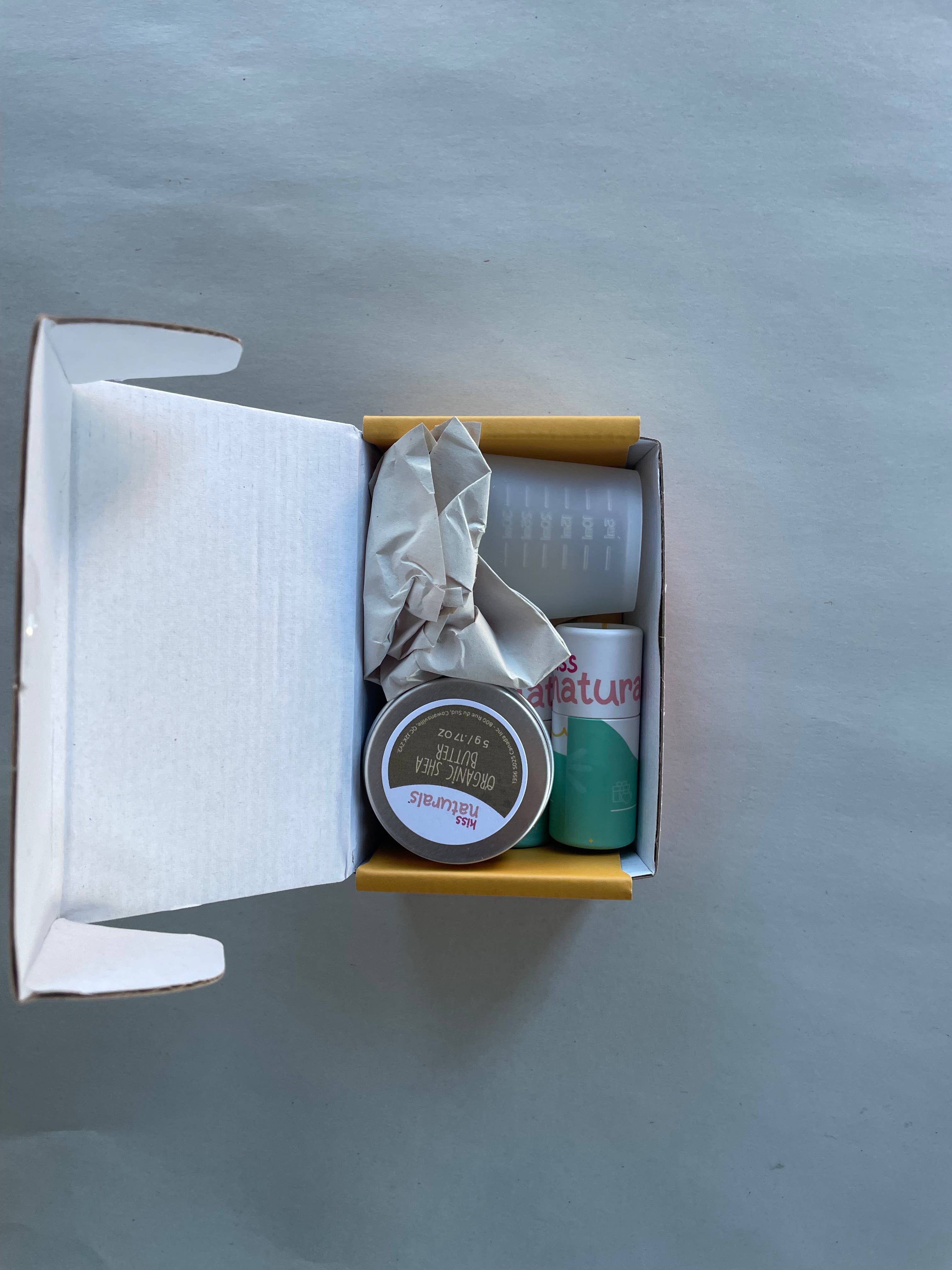 Earthy Good / Kiss Naturals - Vente Kit de bricolage - Kit de fabrication de baume à lèvres | 95 % sans plastique | Pack de 122