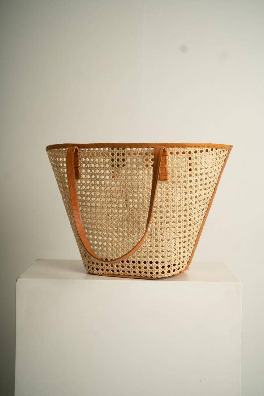 STREET LEVEL - Wholesale Tote Bag - Women's - Dini Rattan Tote1