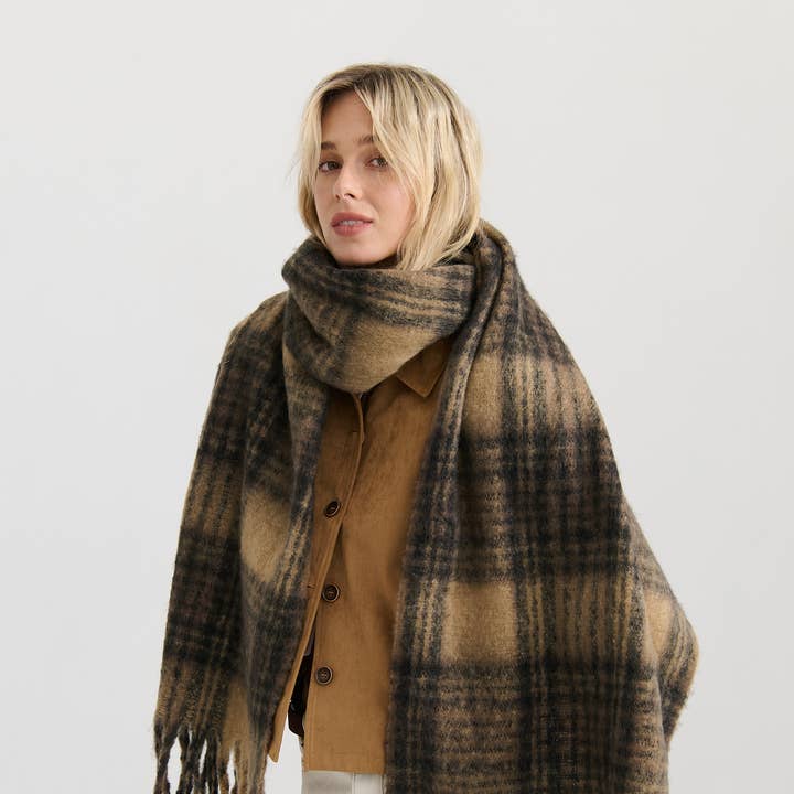 Angels Whisper Accessories - Wholesale Scarf – Women's - Alya Brown Plaid Winter Fluffy Scarf0