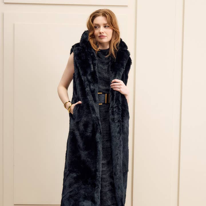 Hilary MacMillan - Wholesale Outerwear Vest - Women's - Faux Fur Midi Vest