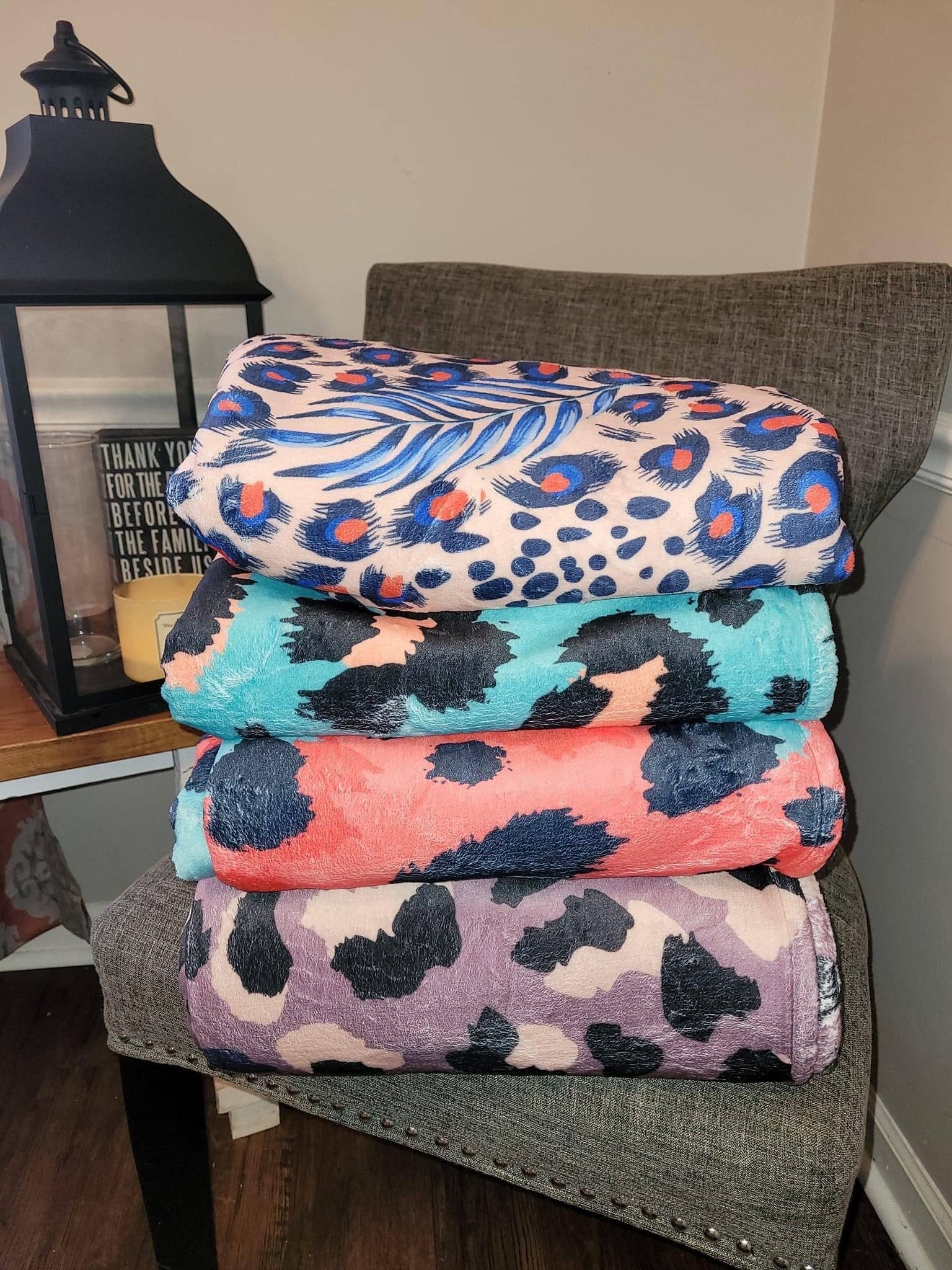 Dixie Bella - Wholesale Throw Blanket - Fleece Printed Blankets3