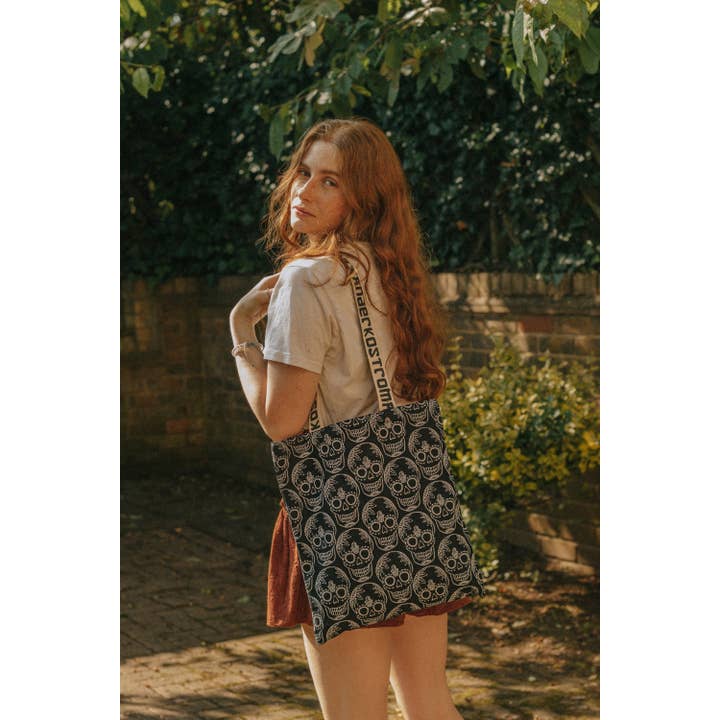 Xander Kostroma - Venta al por mayor Bolsa de asa- Mujer - Bolso shopper gótico de algodón negro con estampado de calaveras4