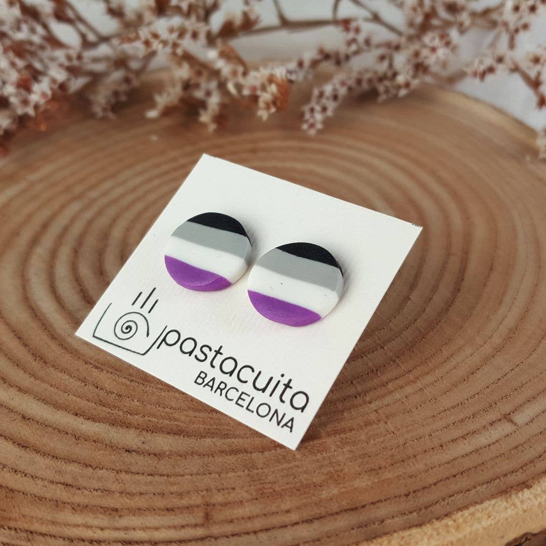 PASTACUITA – Brincos de pino por atacado – Brincos de argola pequenos do orgulho assexual em argila polímera2