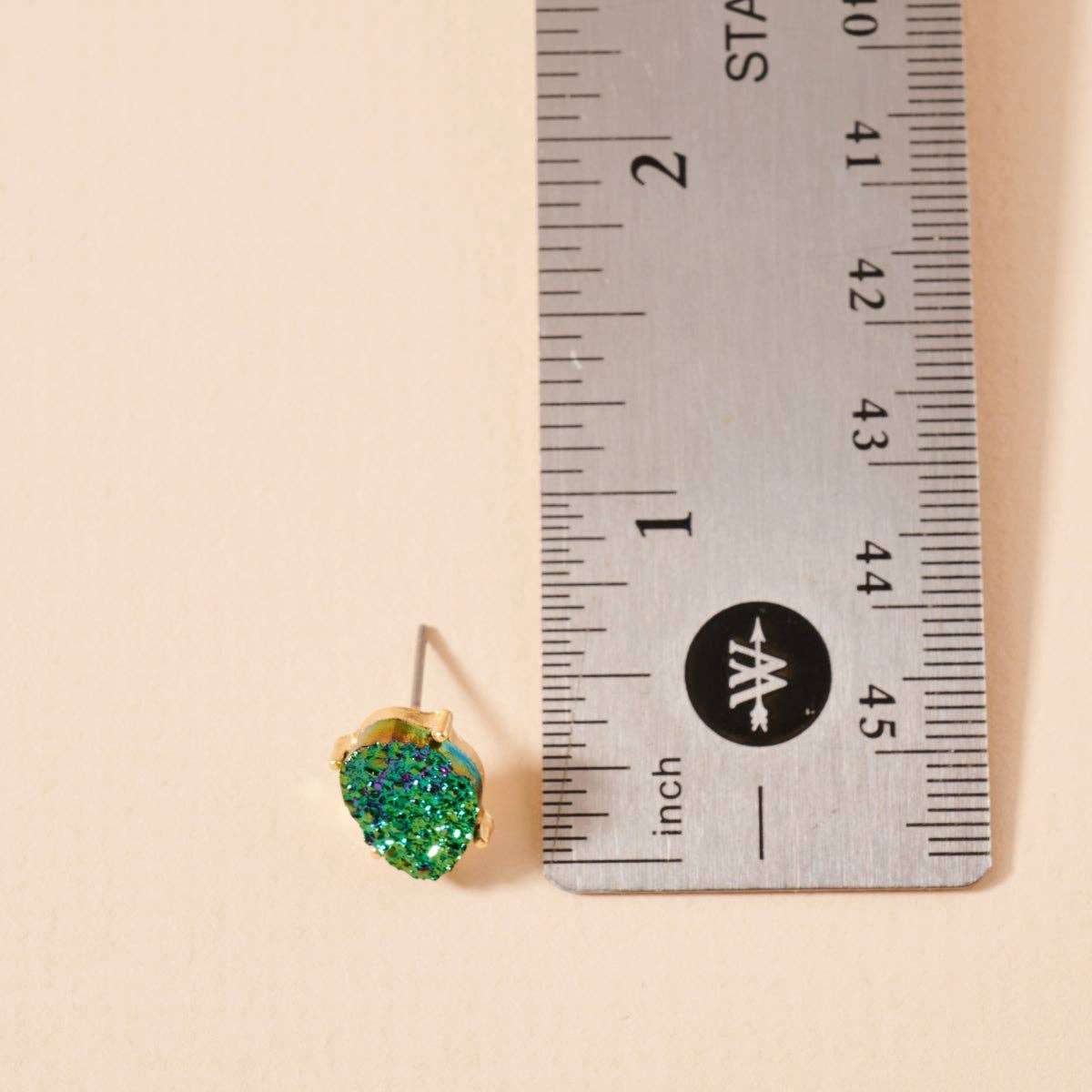 Frem - Vendita all'ingrosso Orecchini a bottone - Orecchini a bottone in pietra druzy a forma organica20