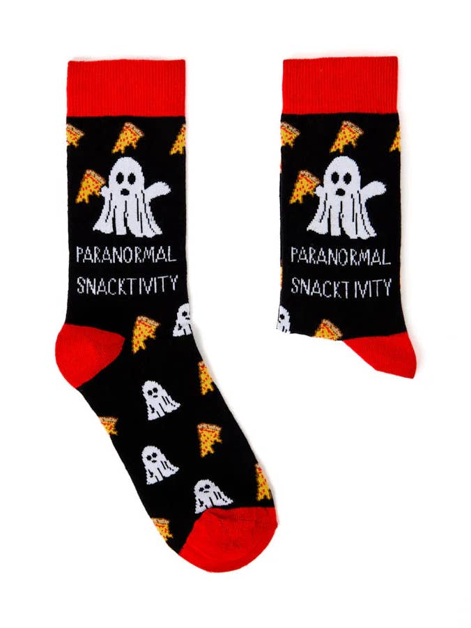 Chaussettes Paranormal Snacktivity pour la vente par Sara's threads