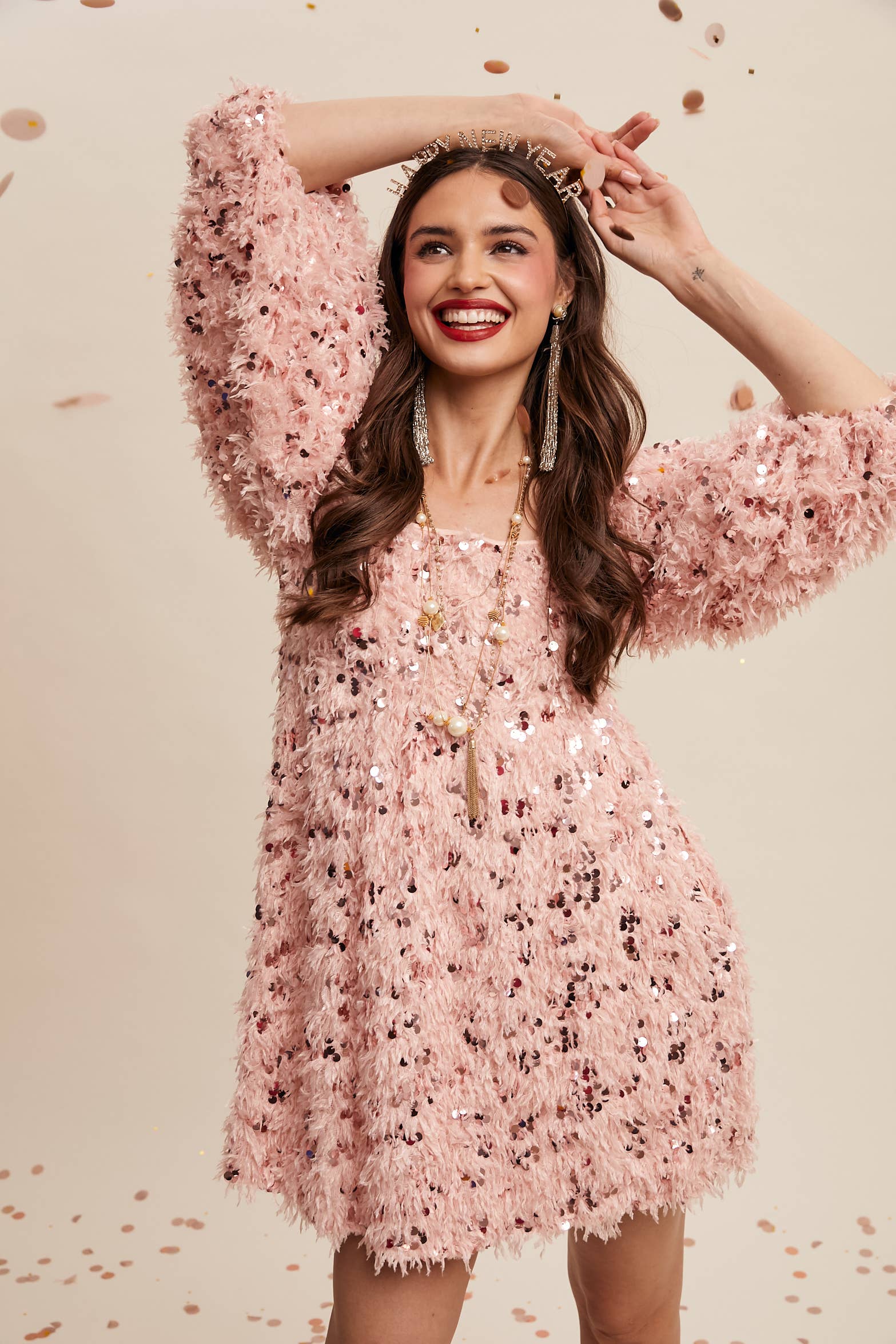 Listicle – Vestido - Mulher por atacado – Vestido Mini com Franjas de Lantejoulas LD14680