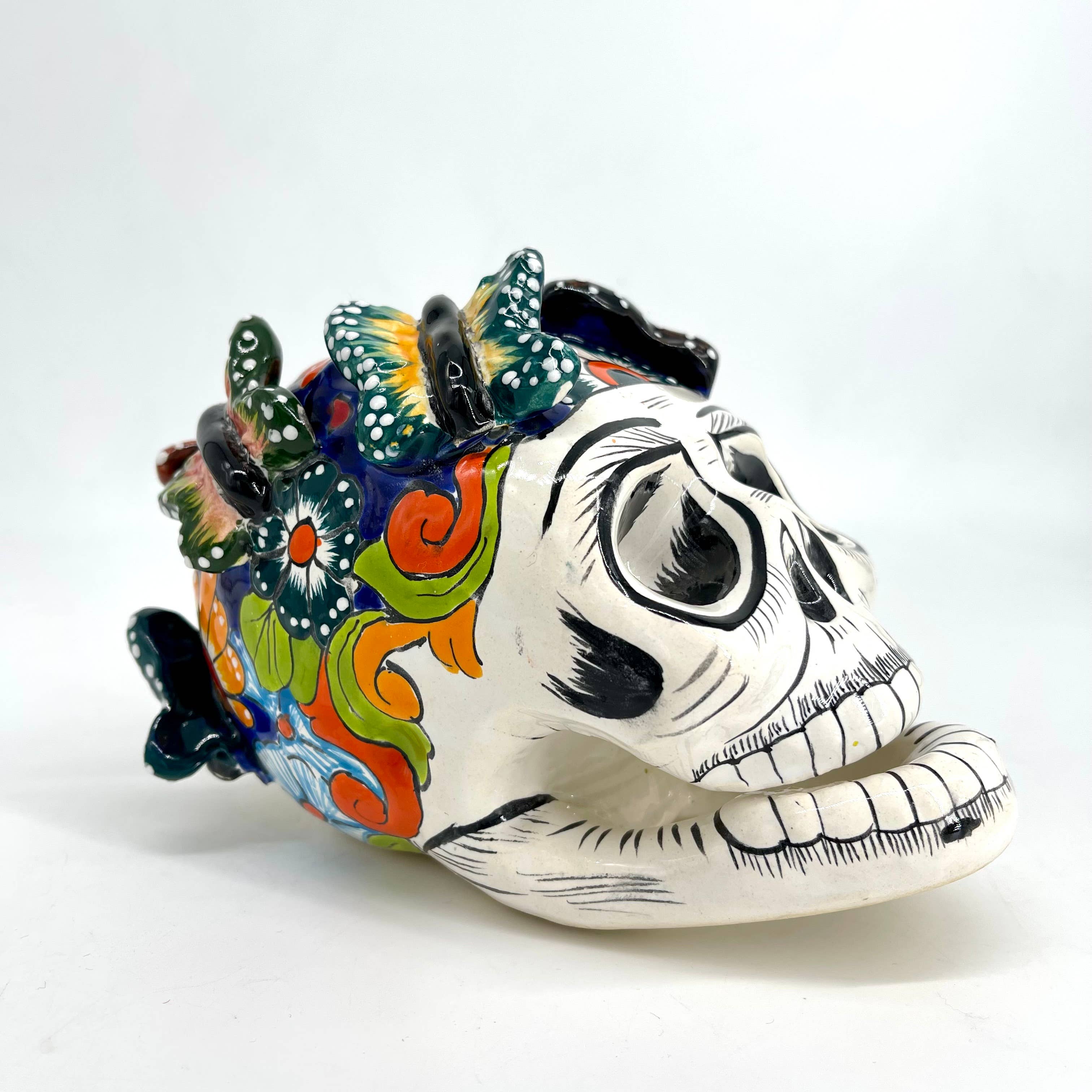 Calavera de Mariposa-Gusano de Día de Muertos de Talavera al por mayor para  tu tienda - Faire, image size:3024x3024
