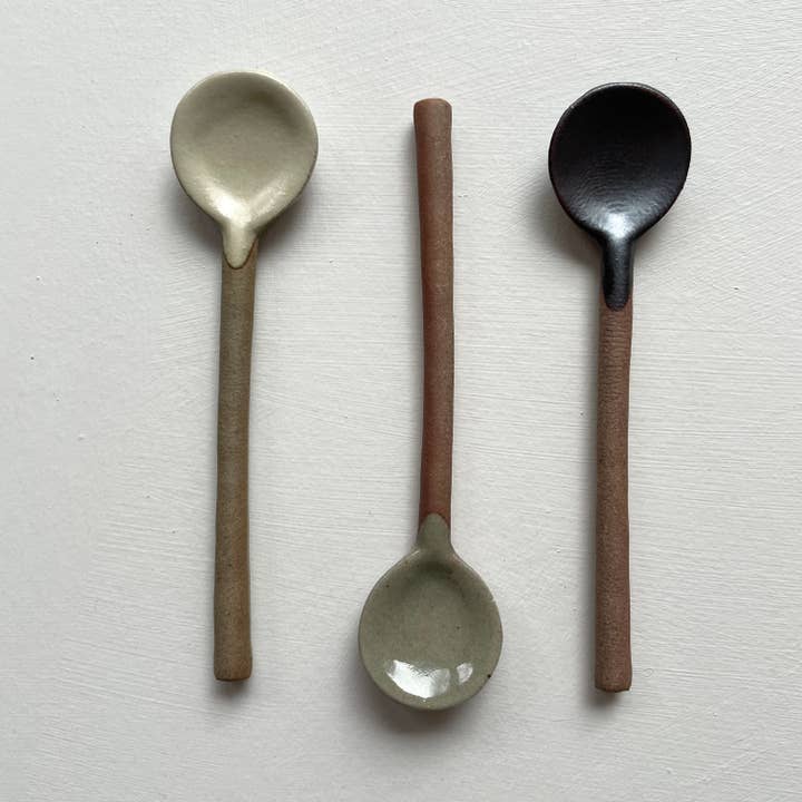 fort & field - Wholesale Kitchen Spoon - Neutral small handmade Japanese pottery coffee or tea spoon10
