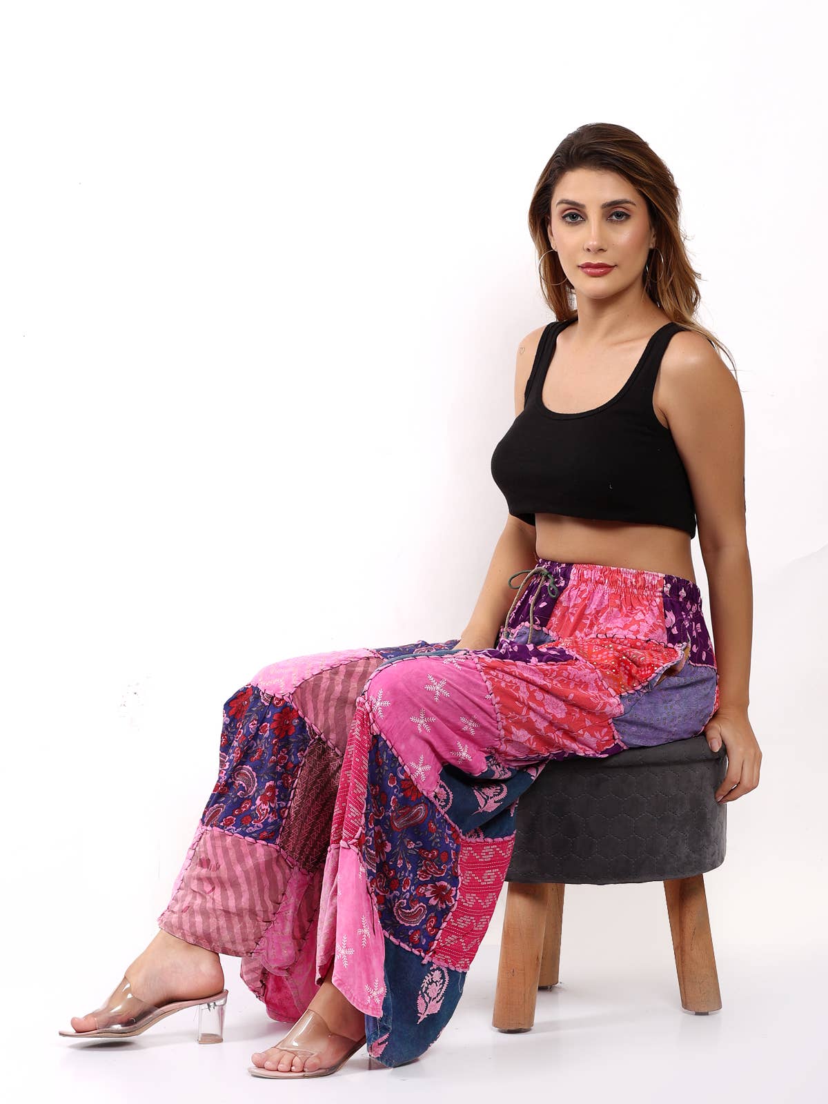 Wevez - Venta al por mayor Pantalones - Mujer - Lote mixto de pantalones de mujer de cintura elástica con efecto lavado a la piedra y patchwork2