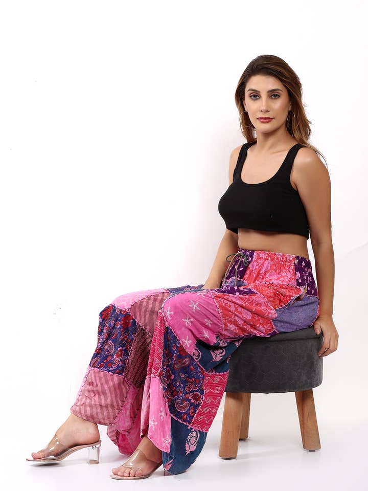 Wevez - Venta al por mayor Pantalones - Mujer - Lote mixto de pantalones de mujer de cintura elástica con efecto lavado a la piedra y patchwork2